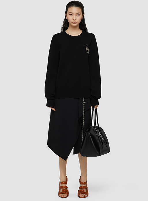 Givenchy Capsule Collection: Teaser by Matthew M. Williams Givenchy Capsule Collection: Teaser by Matthew M. Williams Vanity Teen 虚荣青年 Lifestyle & new faces magazine