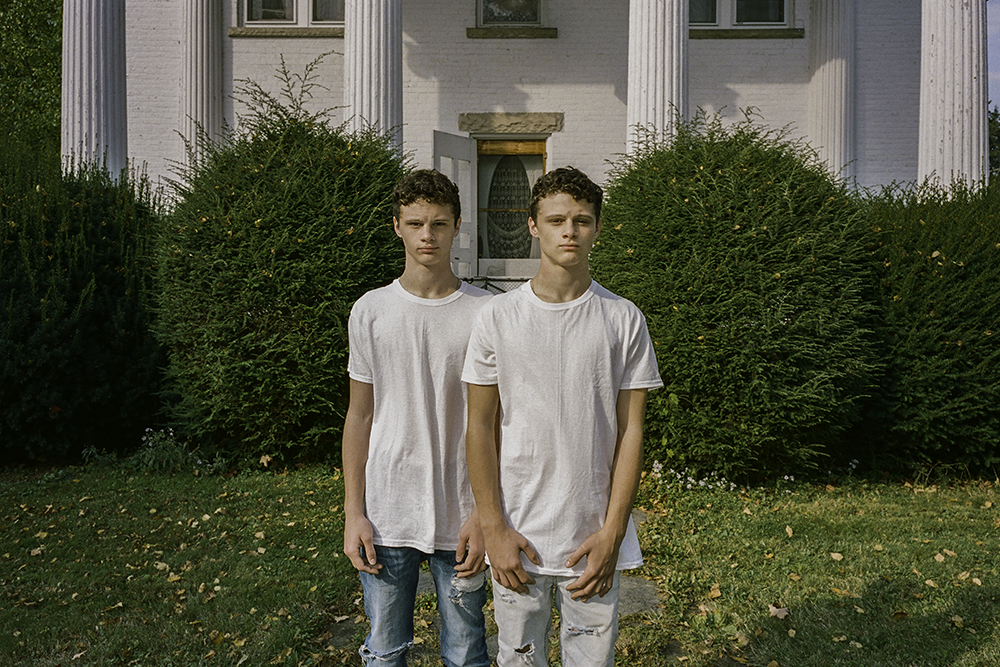 Magnani Twins by Ori Harpaz Magnani Twins by Ori Harpaz Vanity Teen 虚荣青年