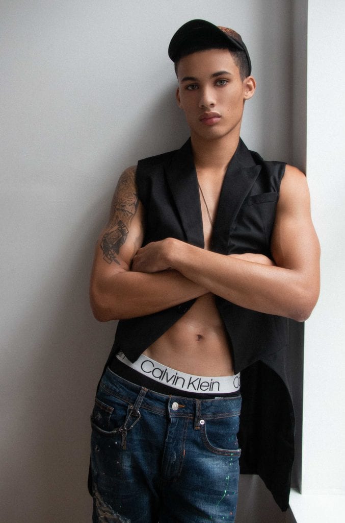 Zyare Griffin by Nico Losado Vanity Teen 虚荣青年 Lifestyle & new faces magazine Zyare Griffin by Nico Losado Zyare Griffin by Nico Losado Vanity Teen 虚荣青年 Lifestyle & new faces magazine