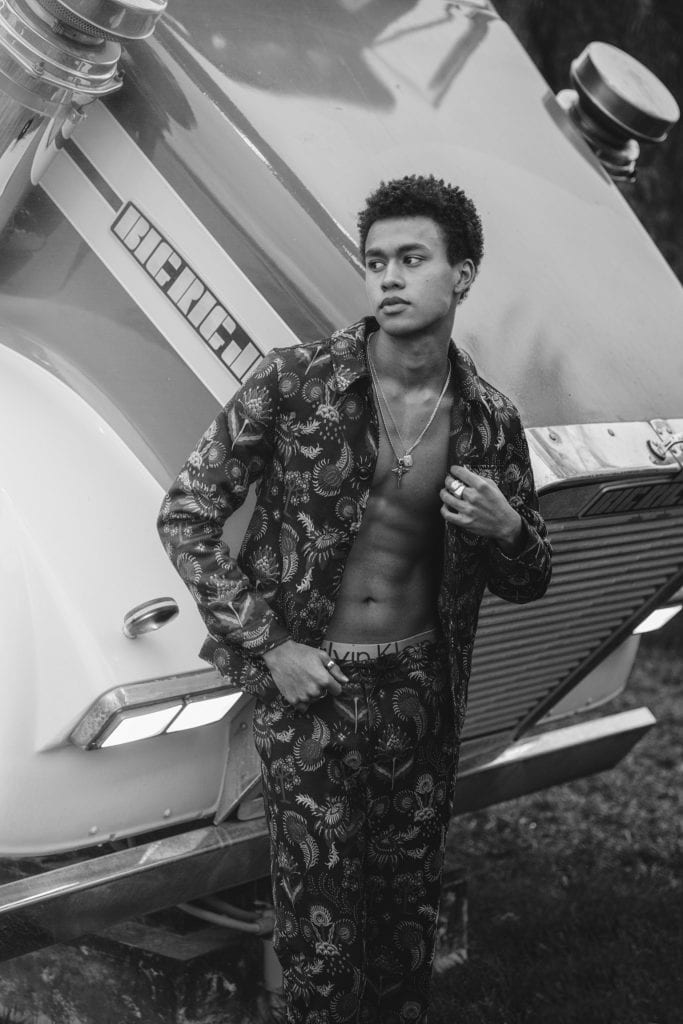 Chandler Angol by Scott Irving Vanity Teen 虚荣青年 Chandler Angol by Scott Irving Chandler Angol by Scott Irving Vanity Teen 虚荣青年