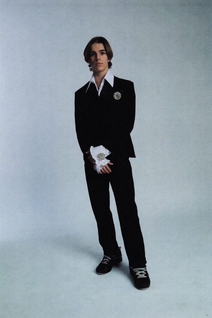 Eli Russell Linnetz (ERL) Fall 2021 Eli Russell Linnetz (ERL) Fall 2021 Vanity Teen 虚荣青年
