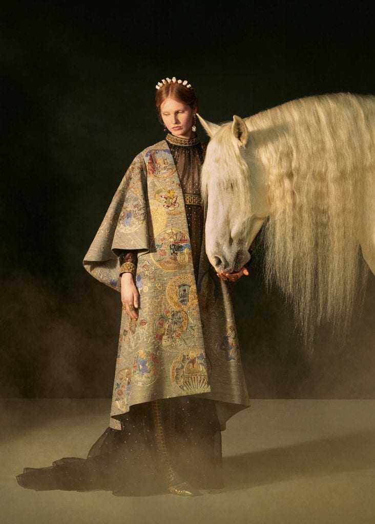 DIOR ‘Le Château du Tarot’ Spring/Summer 2021 Haute Couture Collection Vanity Teen 虚荣青年 Lifestyle & new faces magazine DIOR ‘Le Château du Tarot’ Spring/Summer 2021 Haute Couture Collection DIOR ‘Le Château du Tarot’ Spring/Summer 2021 Haute Couture Collection Vanity Teen 虚荣青年 Lifestyle & new faces magazine