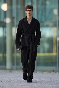 Ermenegildo Zegna Fall 2021: The(Re) Set | (Re)tailoring the modern man Ermenegildo Zegna Fall 2021: The(Re) Set | (Re)tailoring the modern man Vanity Teen 虚荣青年 Lifestyle & new faces magazine