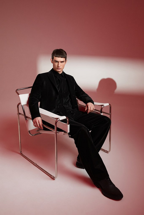 KB Hong Fall 2021: New Dawn KB Hong Fall 2021: New Dawn Vanity Teen 虚荣青年 Lifestyle & new faces magazine