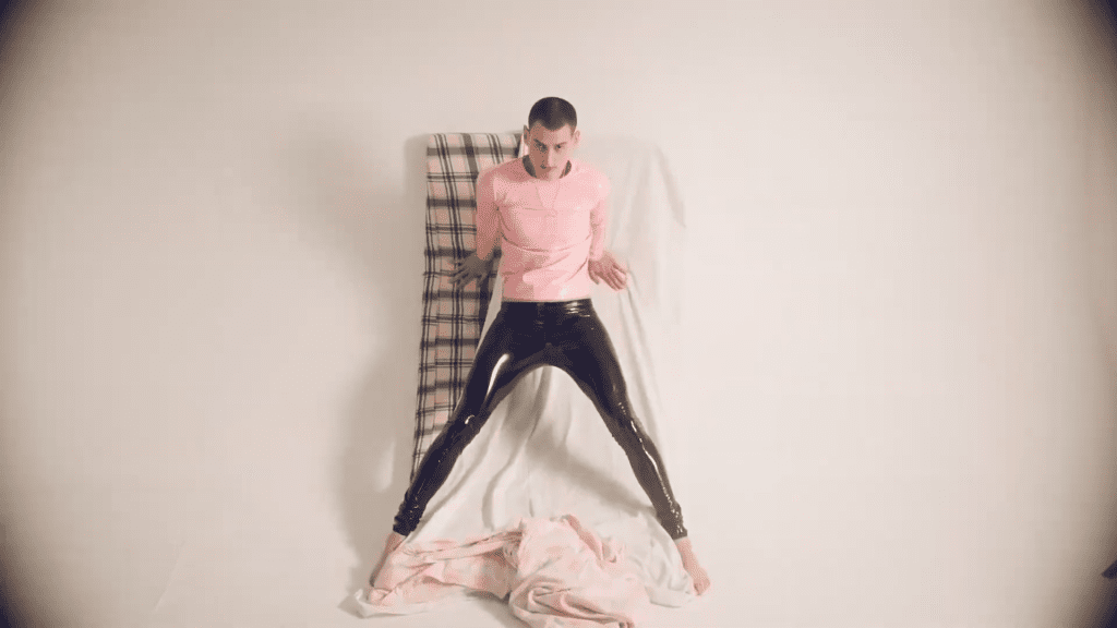 Lazoschmidl AW21 Vanity Teen 虚荣青年 Lifestyle & new faces magazine Lazoschmidl AW21 Lazoschmidl AW21 Vanity Teen 虚荣青年 Lifestyle & new faces magazine