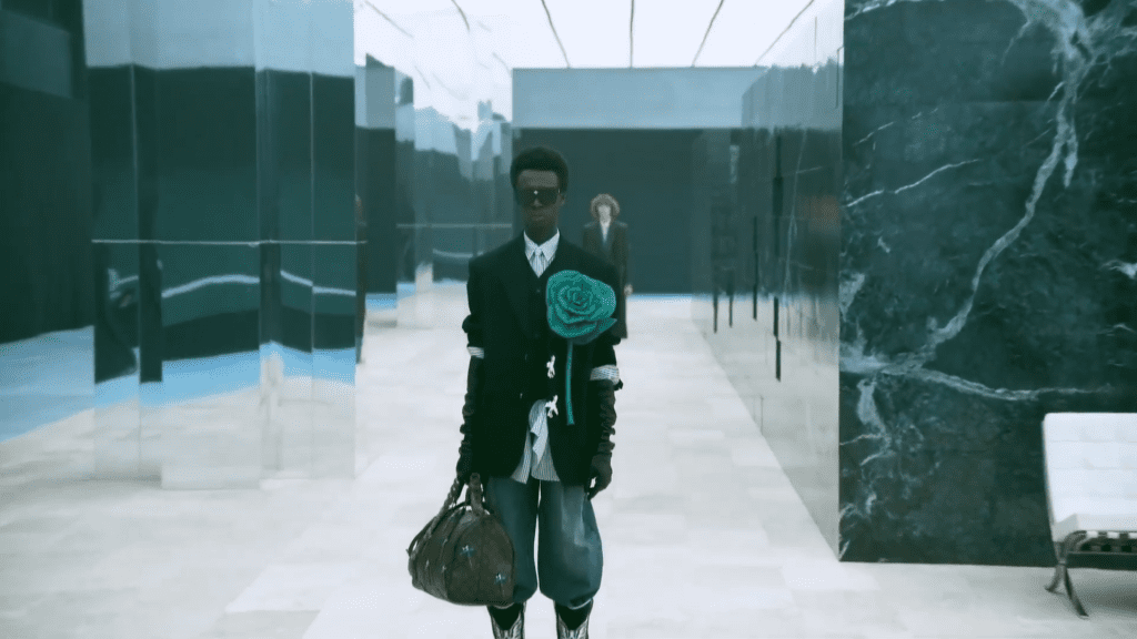 LOUIS VUITTON AW21 LOUIS VUITTON AW21 Vanity Teen 虚荣青年 Lifestyle & new faces magazine