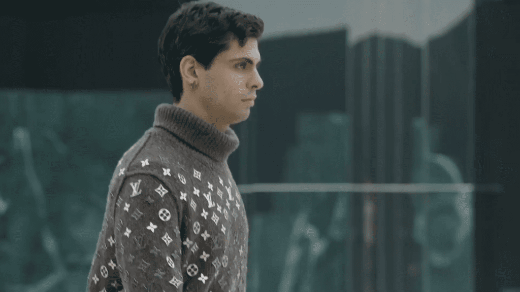 LOUIS VUITTON AW21 LOUIS VUITTON AW21 Vanity Teen 虚荣青年 Lifestyle & new faces magazine