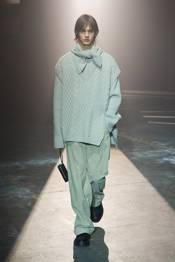 Solid Homme Fall 2021: New Olds Solid Homme Fall 2021: New Olds Vanity Teen 虚荣青年 Lifestyle & new faces magazine