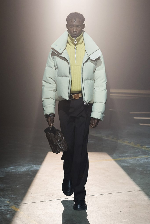 Solid Homme Fall 2021: New Olds Solid Homme Fall 2021: New Olds Vanity Teen 虚荣青年 Lifestyle & new faces magazine