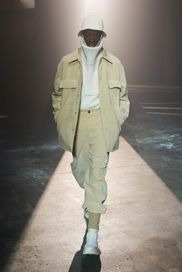 Solid Homme Fall 2021: New Olds Solid Homme Fall 2021: New Olds Vanity Teen 虚荣青年 Lifestyle & new faces magazine