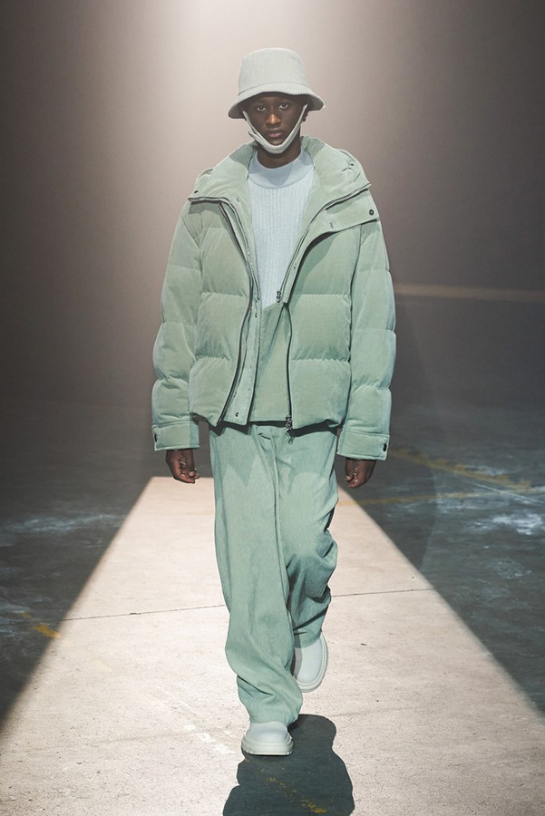 Solid Homme Fall 2021: New Olds Solid Homme Fall 2021: New Olds Vanity Teen 虚荣青年 Lifestyle & new faces magazine