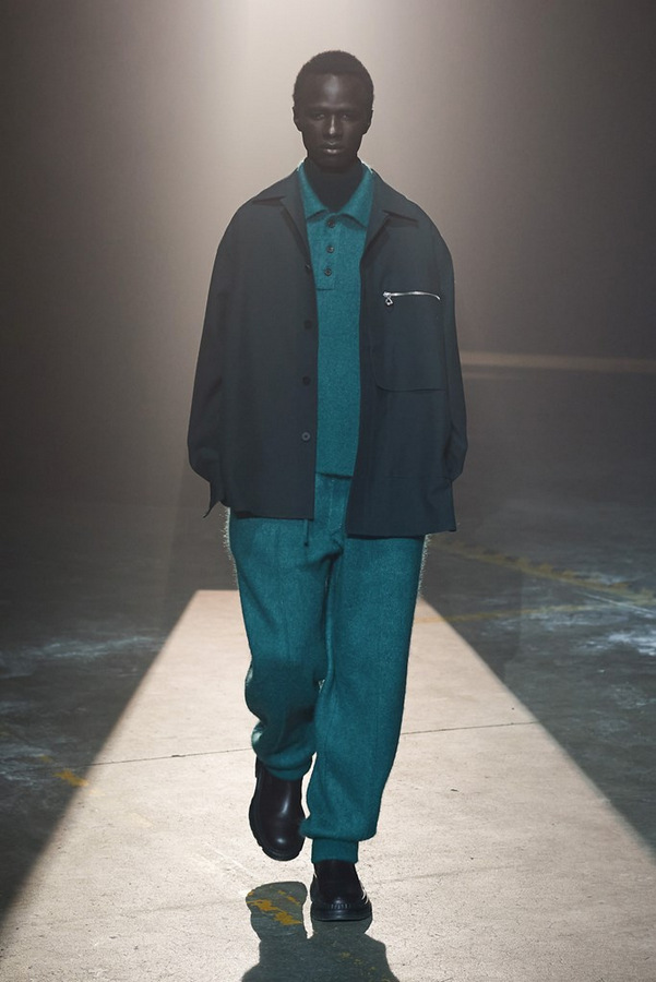 Solid Homme Fall 2021: New Olds Solid Homme Fall 2021: New Olds Vanity Teen 虚荣青年 Lifestyle & new faces magazine
