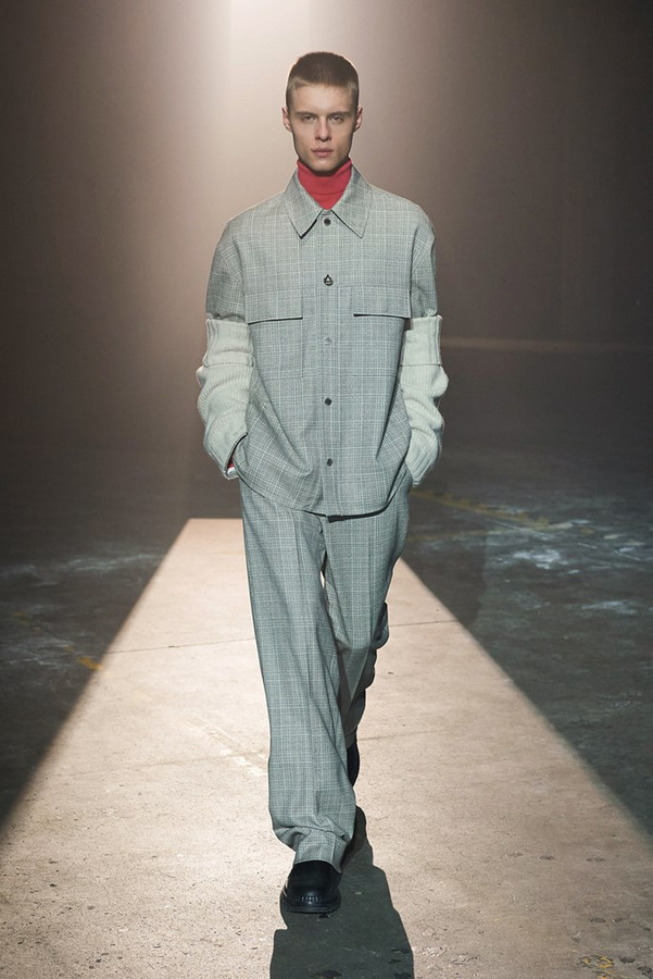 Solid Homme Fall 2021: New Olds Solid Homme Fall 2021: New Olds Vanity Teen 虚荣青年 Lifestyle & new faces magazine