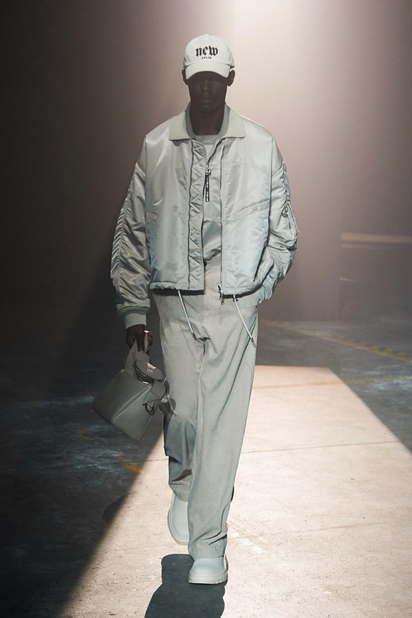 Solid Homme Fall 2021: New Olds Solid Homme Fall 2021: New Olds Vanity Teen 虚荣青年 Lifestyle & new faces magazine