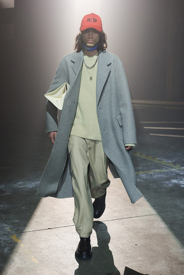 Solid Homme Fall 2021: New Olds Solid Homme Fall 2021: New Olds Vanity Teen 虚荣青年 Lifestyle & new faces magazine