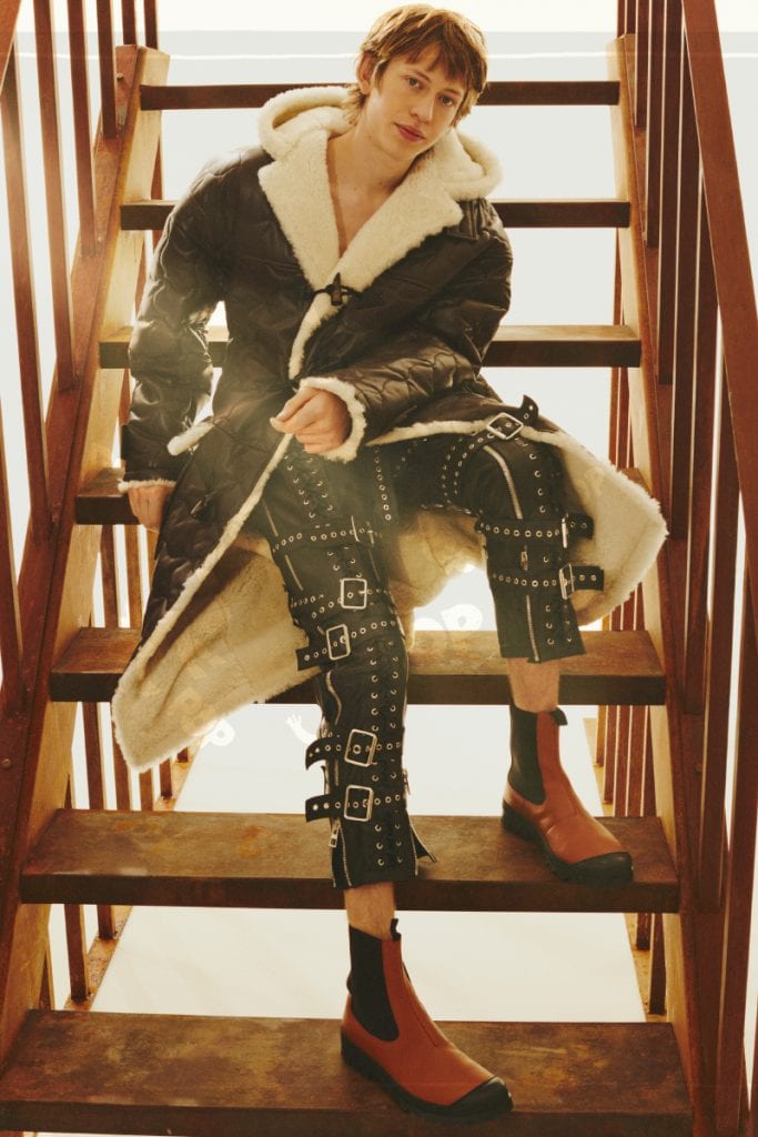 Loewe Fall/Winter 2021 Collection Loewe Fall/Winter 2021 Collection Vanity Teen 虚荣青年 Lifestyle & new faces magazine