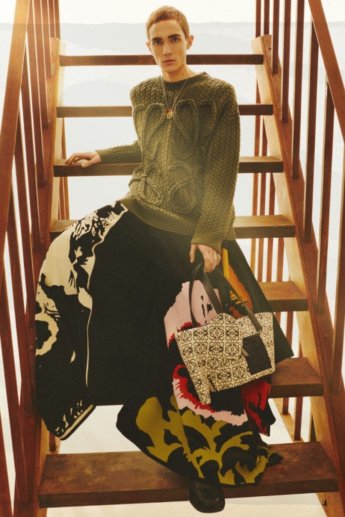 Loewe Fall/Winter 2021 Collection Loewe Fall/Winter 2021 Collection Vanity Teen 虚荣青年 Lifestyle & new faces magazine