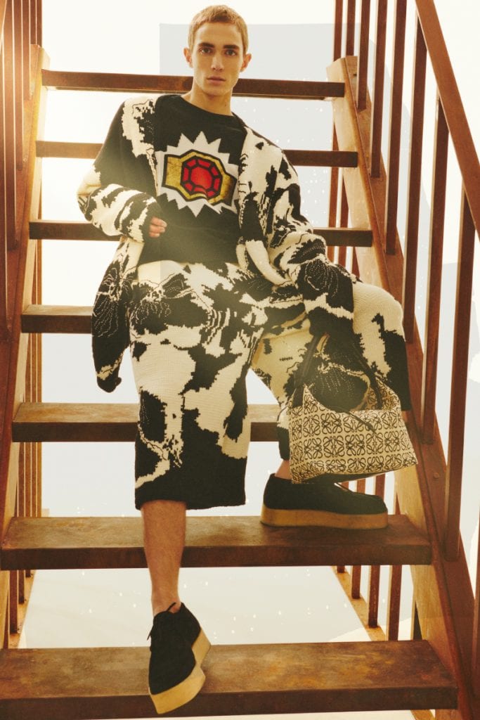 Loewe Fall/Winter 2021 Collection Loewe Fall/Winter 2021 Collection Vanity Teen 虚荣青年 Lifestyle & new faces magazine