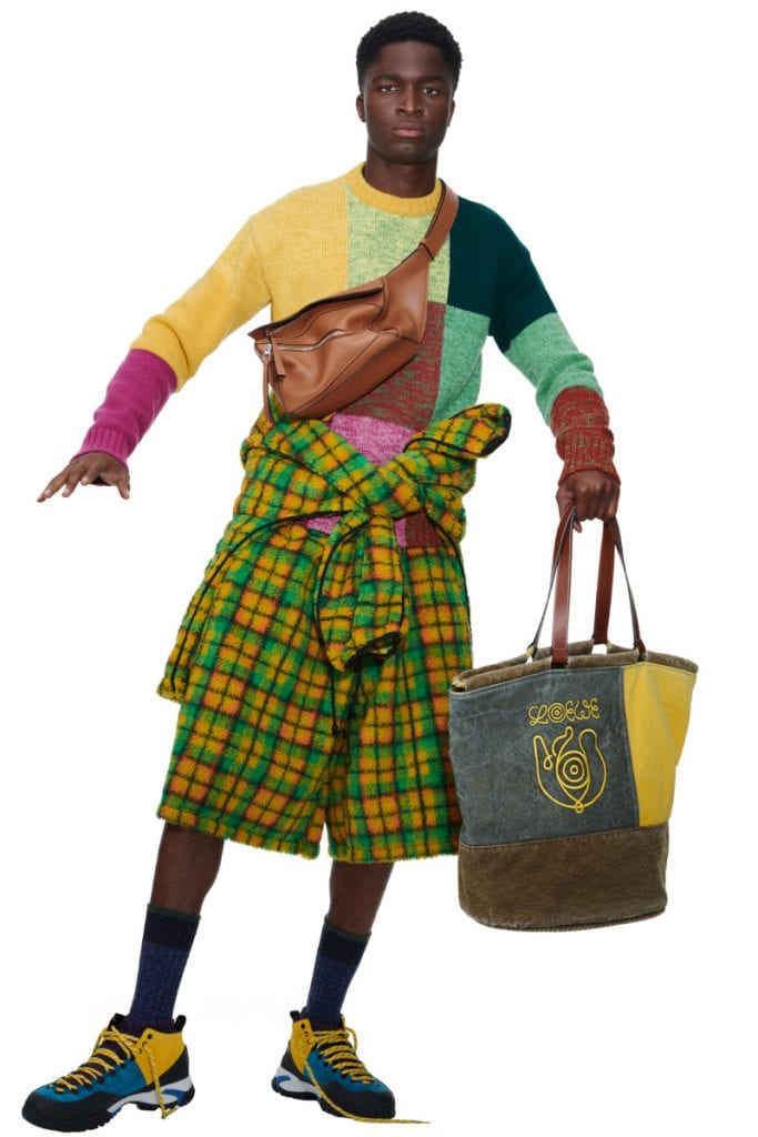 Loewe Fall/Winter 2021 Collection Loewe Fall/Winter 2021 Collection Vanity Teen 虚荣青年 Lifestyle & new faces magazine