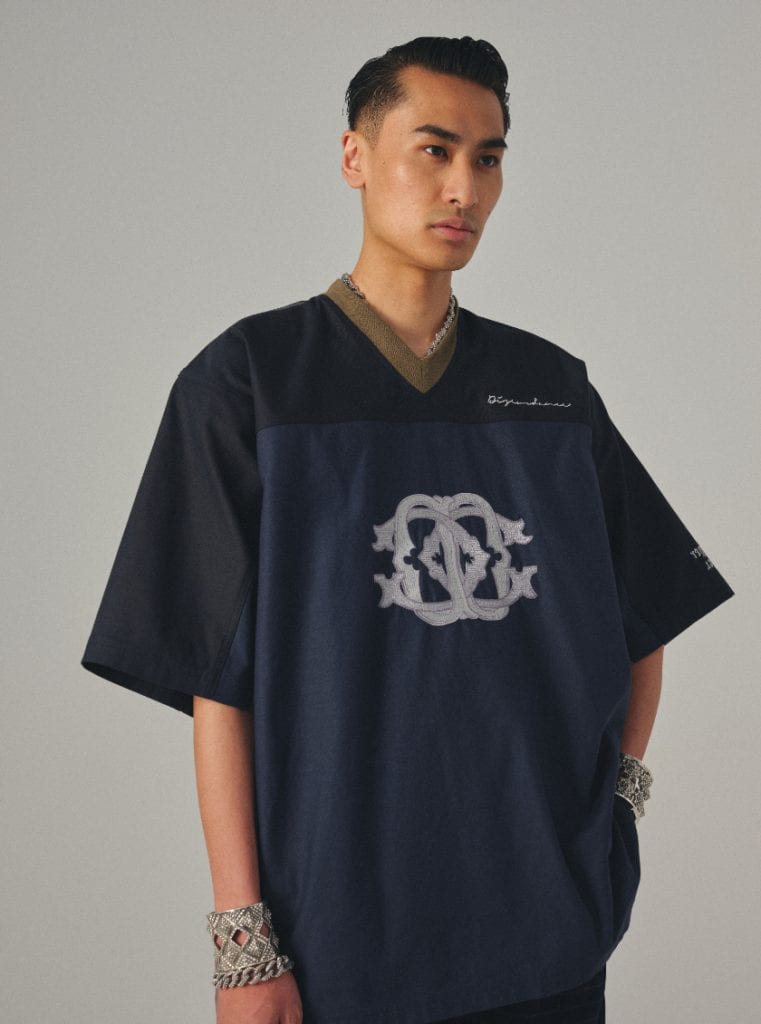 Children of the discordance Fall/Winter 2021 Vanity Teen 虚荣青年 Children of the discordance Fall/Winter 2021 Children of the discordance Fall/Winter 2021 Vanity Teen 虚荣青年