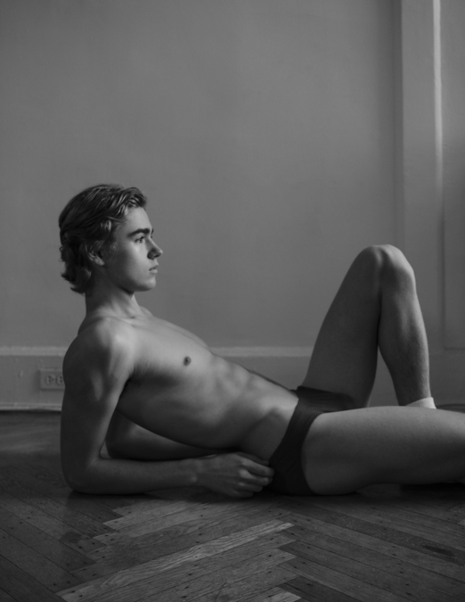 Charlie Besso by Chris – The Lonely Avocado x VTEEN Charlie Besso by Chris – The Lonely Avocado x VTEEN Vanity Teen 虚荣青年 Lifestyle & new faces magazine