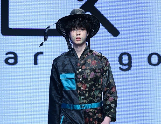 DARCYGOM Spring/Summer 2021 Collection Vanity Teen 虚荣青年 Lifestyle & new faces magazine DARCYGOM Spring/Summer 2021 Collection DARCYGOM Spring/Summer 2021 Collection Vanity Teen 虚荣青年 Lifestyle & new faces magazine