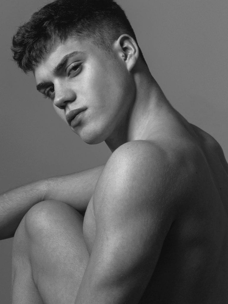 Miquel Llaudet by Carlos Pareja Miquel Llaudet by Carlos Pareja Vanity Teen 虚荣青年 Lifestyle & new faces magazine