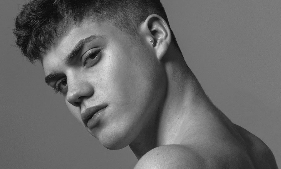 Miquel Llaudet by Carlos Pareja Miquel Llaudet by Carlos Pareja Vanity Teen 虚荣青年 Lifestyle & new faces magazine