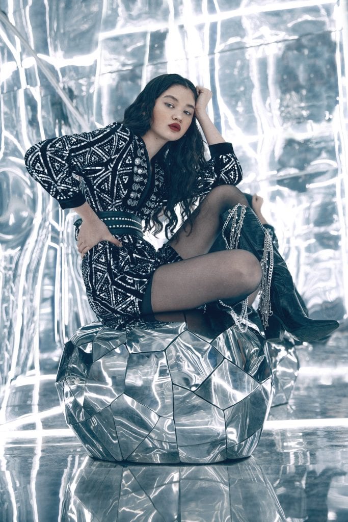 Reflections by Scott Irving Reflections by Scott Irving Vanity Teen 虚荣青年