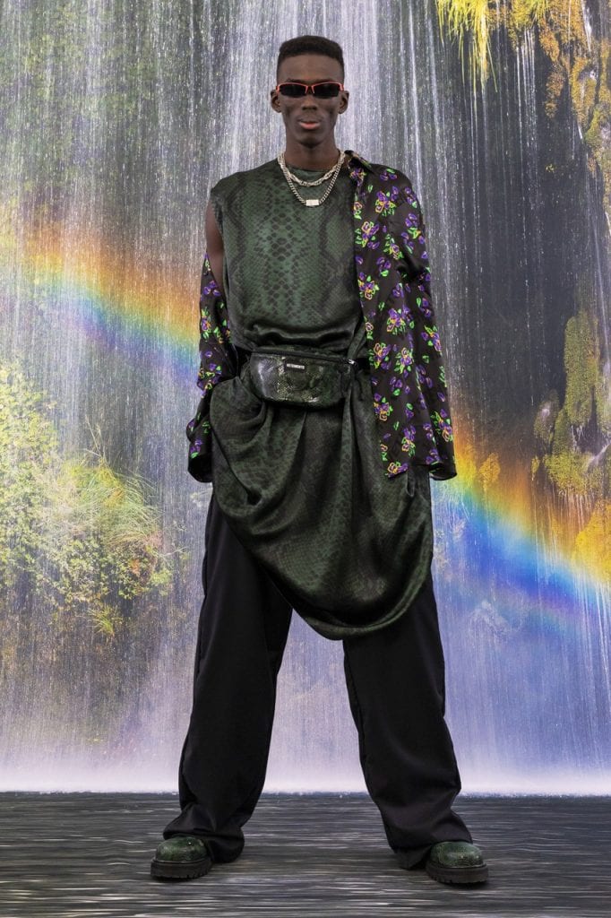 Vetements Fall/Winter 2021 Collection Vetements Fall/Winter 2021 Collection Vanity Teen 虚荣青年 Lifestyle & new faces magazine