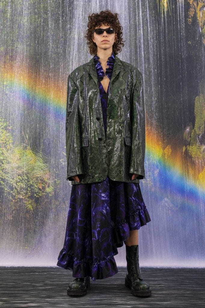 Vetements Fall/Winter 2021 Collection Vetements Fall/Winter 2021 Collection Vanity Teen 虚荣青年 Lifestyle & new faces magazine