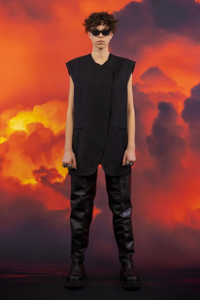 Vetements Fall/Winter 2021 Collection Vetements Fall/Winter 2021 Collection Vanity Teen 虚荣青年 Lifestyle & new faces magazine