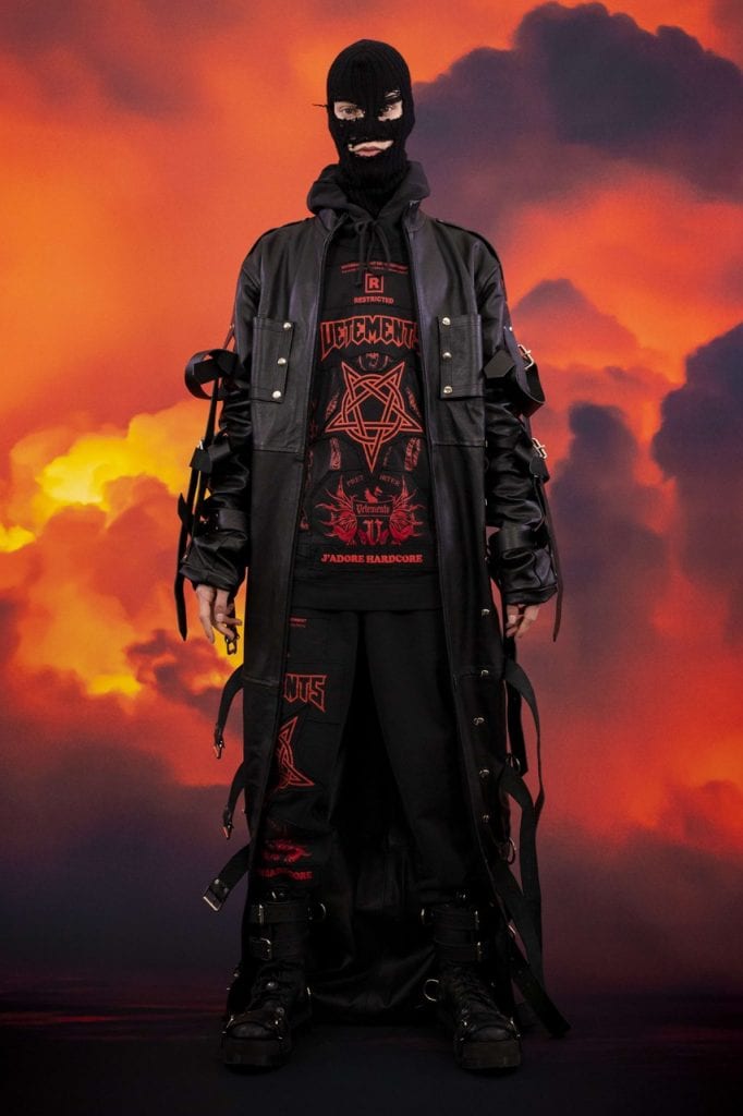 Vetements Fall/Winter 2021 Collection Vetements Fall/Winter 2021 Collection Vanity Teen 虚荣青年 Lifestyle & new faces magazine