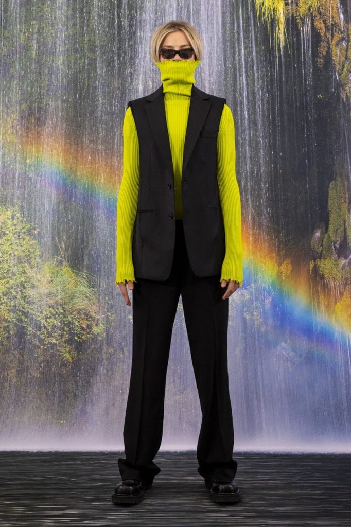 Vetements Fall/Winter 2021 Collection Vetements Fall/Winter 2021 Collection Vanity Teen 虚荣青年 Lifestyle & new faces magazine