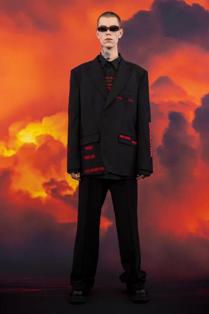 Vetements Fall/Winter 2021 Collection Vetements Fall/Winter 2021 Collection Vanity Teen 虚荣青年 Lifestyle & new faces magazine