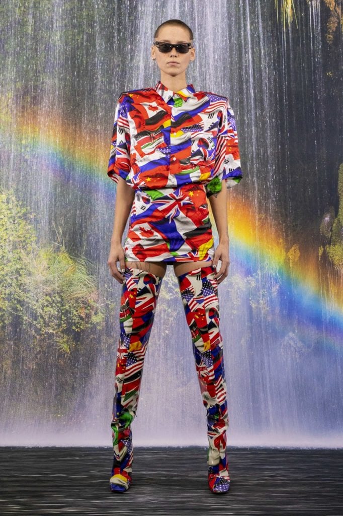 Vetements Fall/Winter 2021 Collection Vetements Fall/Winter 2021 Collection Vanity Teen 虚荣青年 Lifestyle & new faces magazine