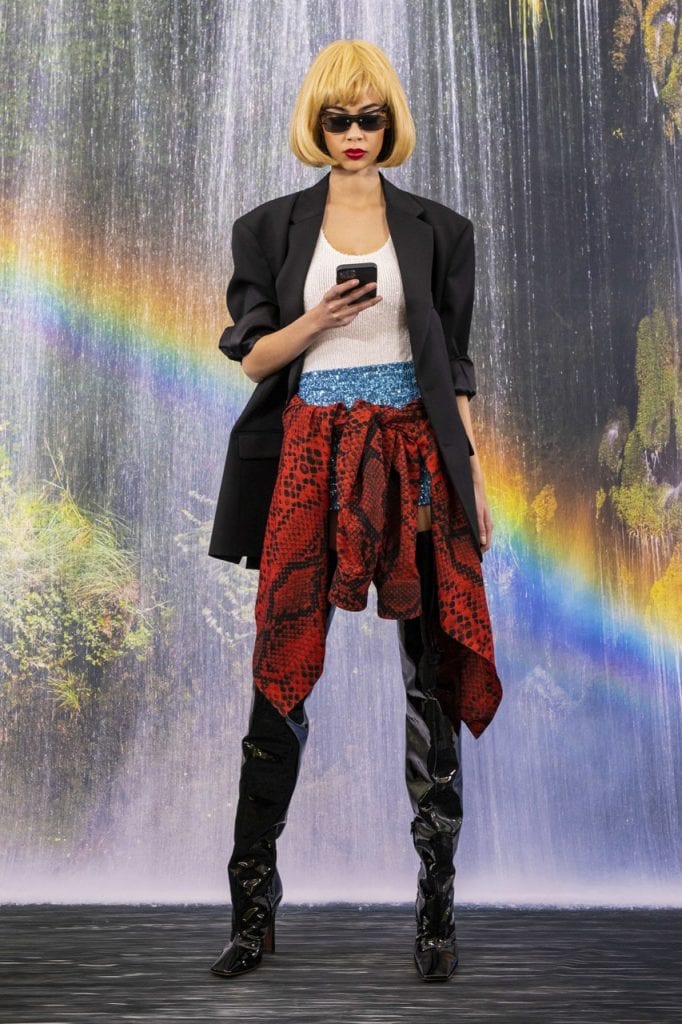 Vetements Fall/Winter 2021 Collection Vetements Fall/Winter 2021 Collection Vanity Teen 虚荣青年 Lifestyle & new faces magazine