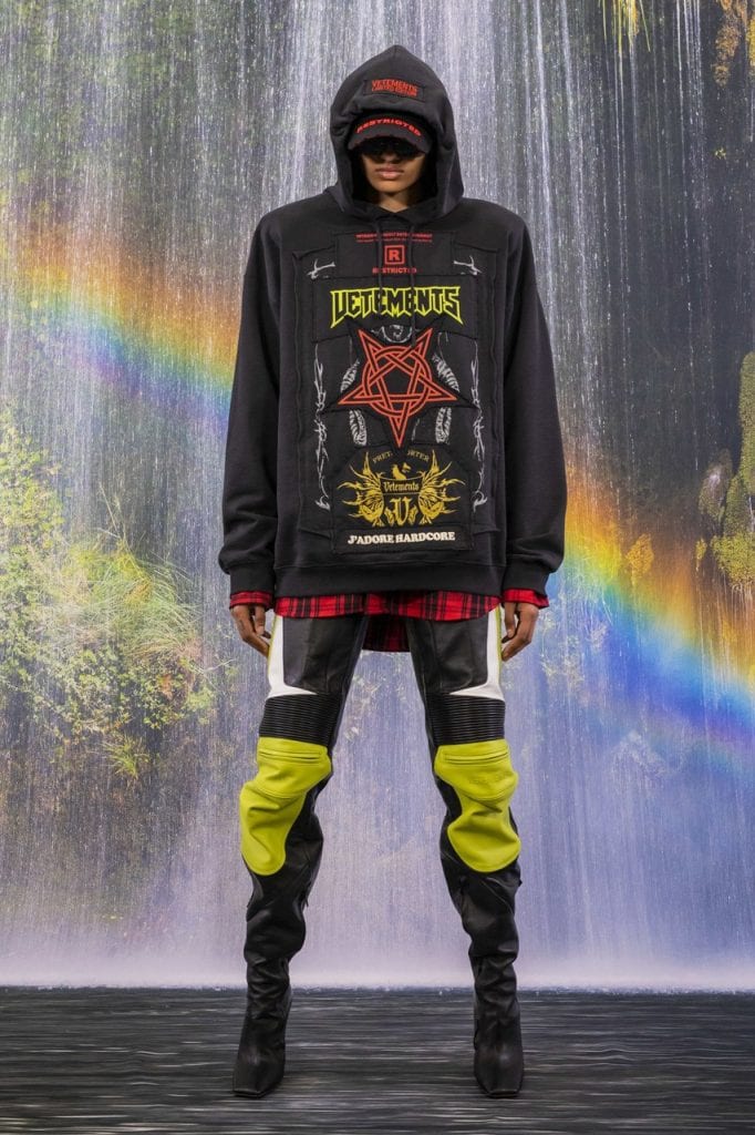 Vetements Fall/Winter 2021 Collection Vetements Fall/Winter 2021 Collection Vanity Teen 虚荣青年 Lifestyle & new faces magazine