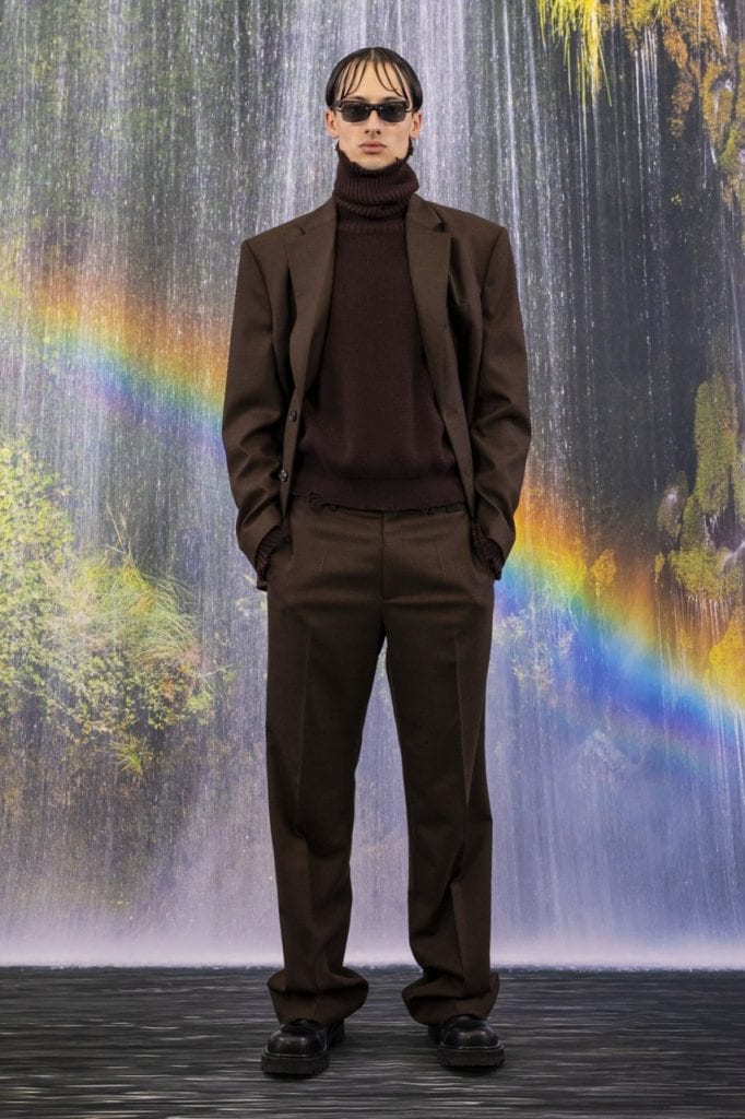 Vetements Fall/Winter 2021 Collection Vetements Fall/Winter 2021 Collection Vanity Teen 虚荣青年 Lifestyle & new faces magazine