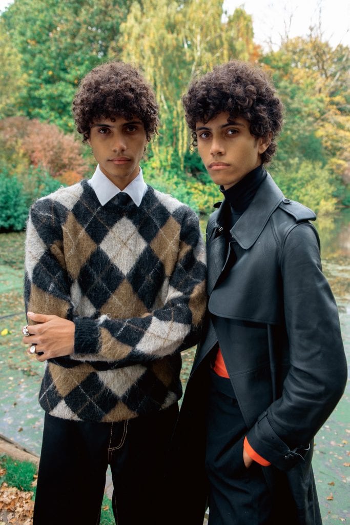 JUMEAUX by Naomi Ngoo JUMEAUX by Naomi Ngoo Vanity Teen 虚荣青年