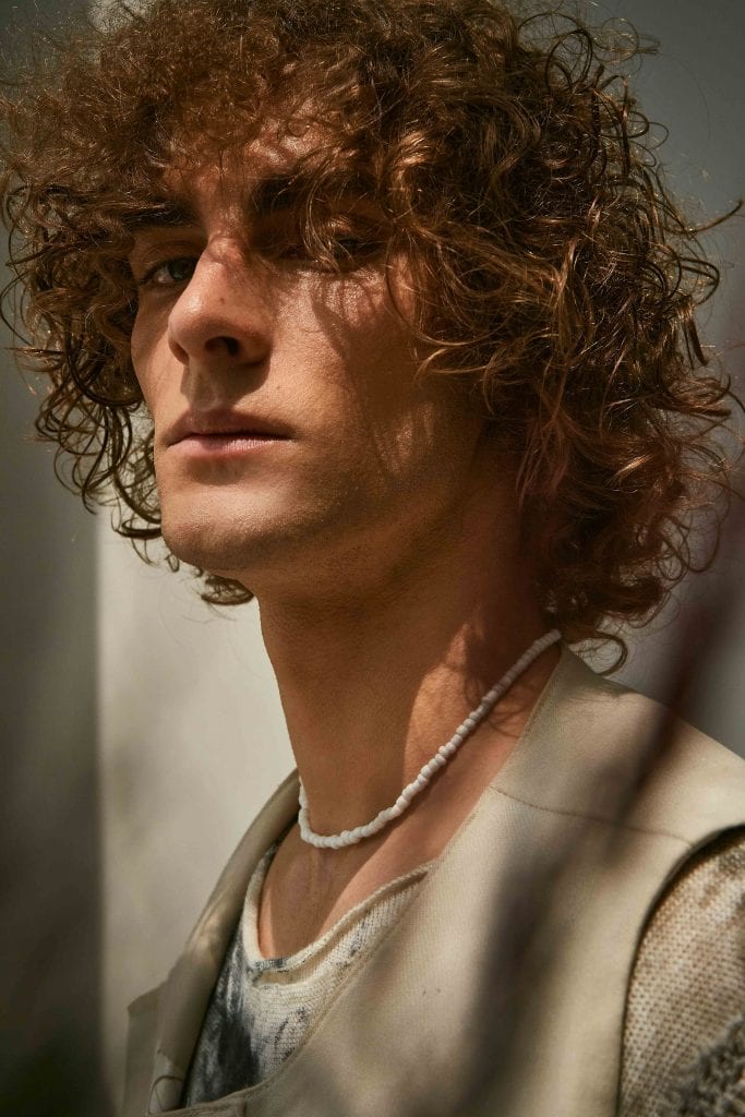 Passengers by Giuseppe Falla Passengers by Giuseppe Falla Vanity Teen 虚荣青年 Lifestyle & new faces magazine