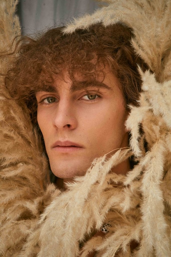 Passengers by Giuseppe Falla Passengers by Giuseppe Falla Vanity Teen 虚荣青年 Lifestyle & new faces magazine