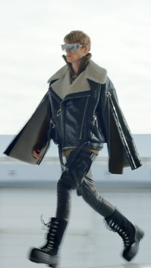 Balmain FW21 Women's & Men's Show Balmain FW21 Women's & Men's Show Vanity Teen 虚荣青年 Lifestyle & new faces magazine