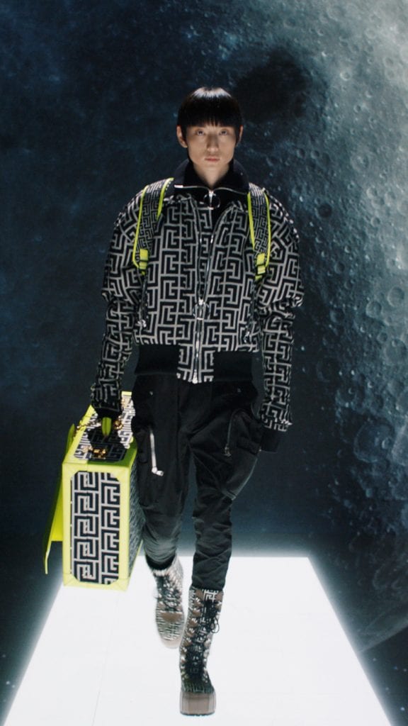 Balmain FW21 Women's & Men's Show Balmain FW21 Women's & Men's Show Vanity Teen 虚荣青年 Lifestyle & new faces magazine