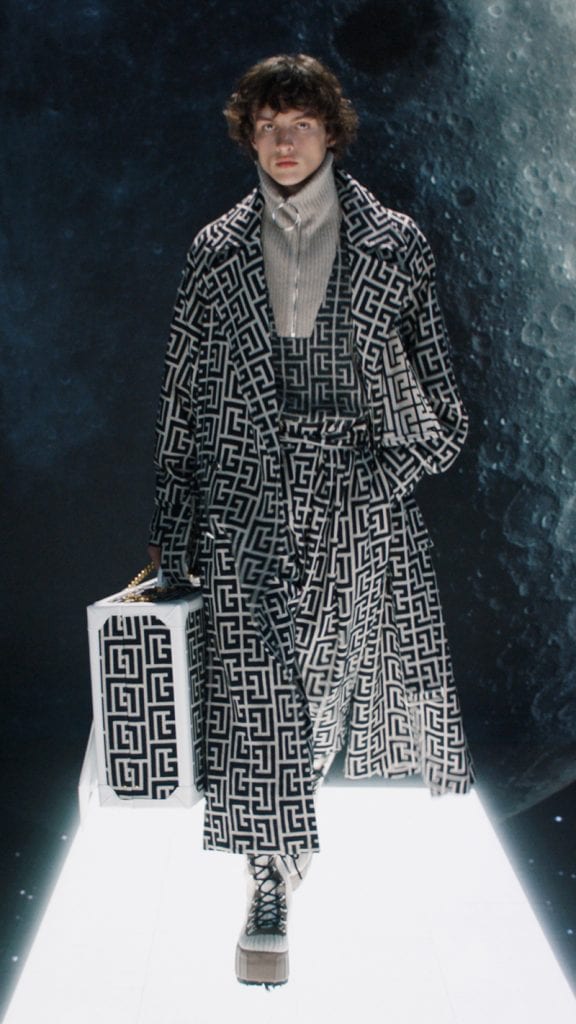 Balmain FW21 Women's & Men's Show Balmain FW21 Women's & Men's Show Vanity Teen 虚荣青年 Lifestyle & new faces magazine