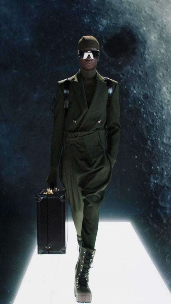 Balmain FW21 Women's & Men's Show Balmain FW21 Women's & Men's Show Vanity Teen 虚荣青年 Lifestyle & new faces magazine