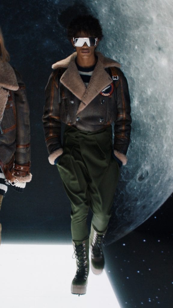 Balmain FW21 Women's & Men's Show Balmain FW21 Women's & Men's Show Vanity Teen 虚荣青年 Lifestyle & new faces magazine