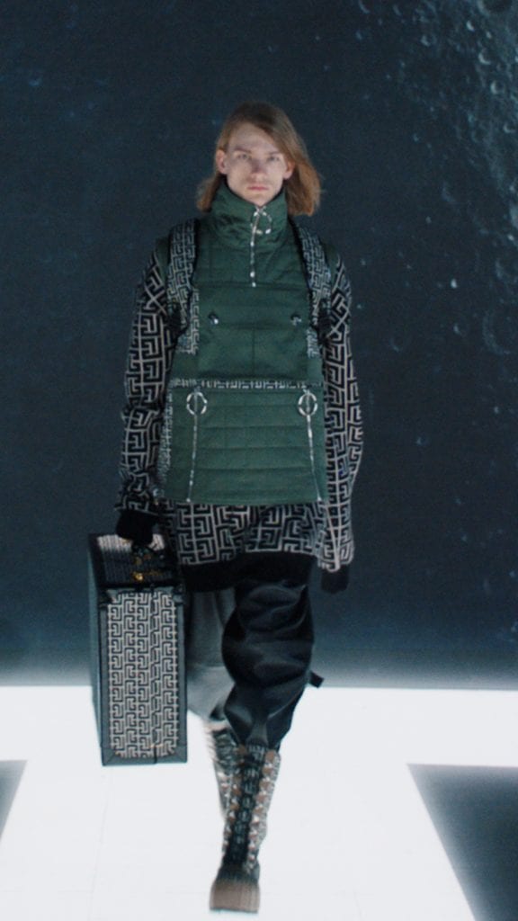 Balmain FW21 Women's & Men's Show Balmain FW21 Women's & Men's Show Vanity Teen 虚荣青年 Lifestyle & new faces magazine