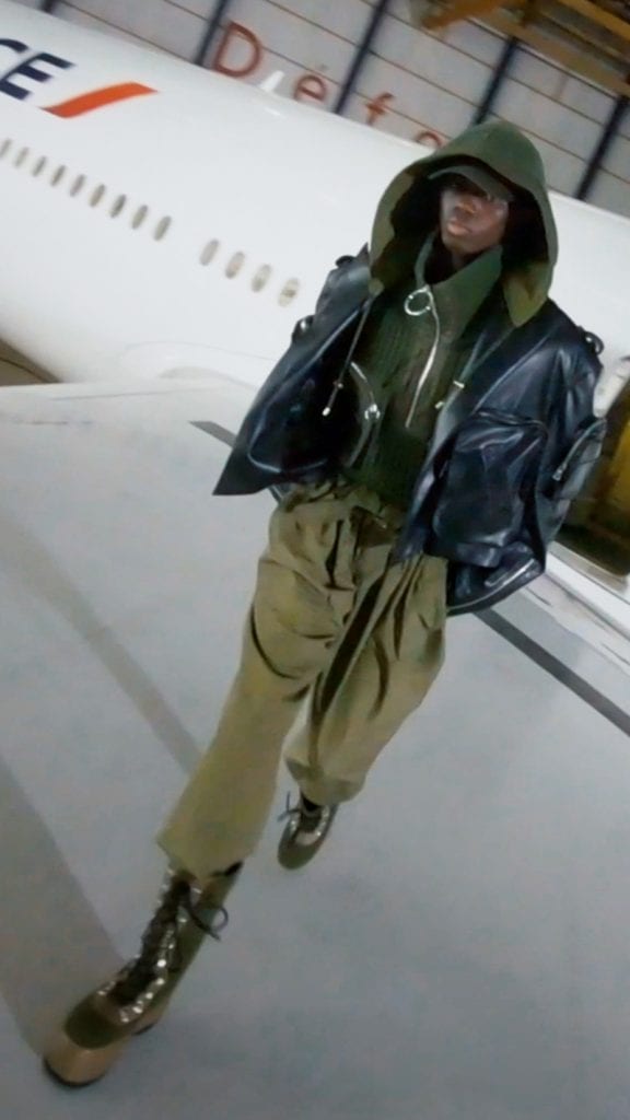 Balmain FW21 Women's & Men's Show Balmain FW21 Women's & Men's Show Vanity Teen 虚荣青年 Lifestyle & new faces magazine