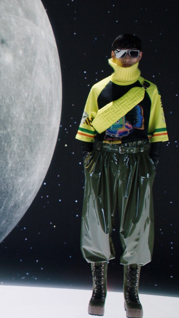 Balmain FW21 Women's & Men's Show Balmain FW21 Women's & Men's Show Vanity Teen 虚荣青年 Lifestyle & new faces magazine